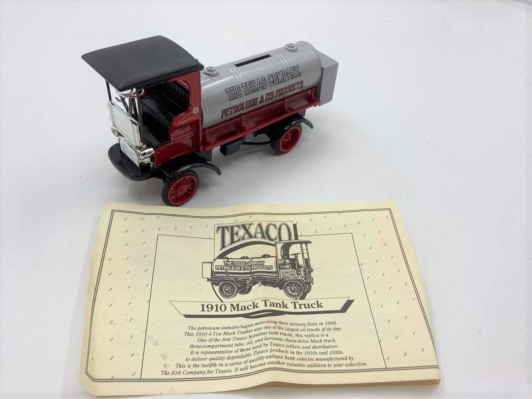 1910 MACK TEXACO TANKER (LOCKING COIN BANK WITH KEY)